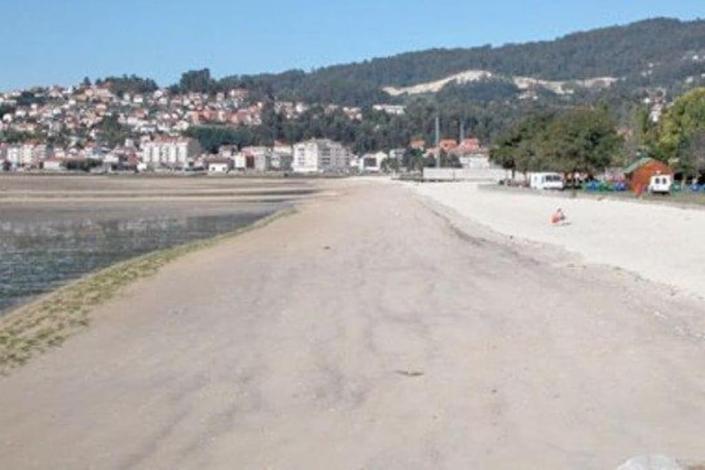 Piso A Pie De Playa Con Terraza Exclusiva Apartment Moaña Екстериор снимка